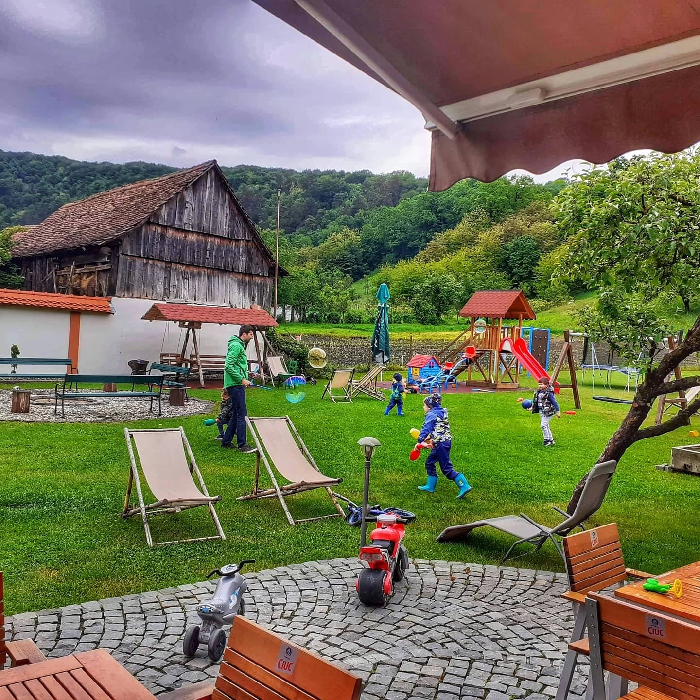 https://www.travlocals.com/uploads/0000/51/2022/03/28/193469963-4173854219341386-2330964803314962628-n.webp