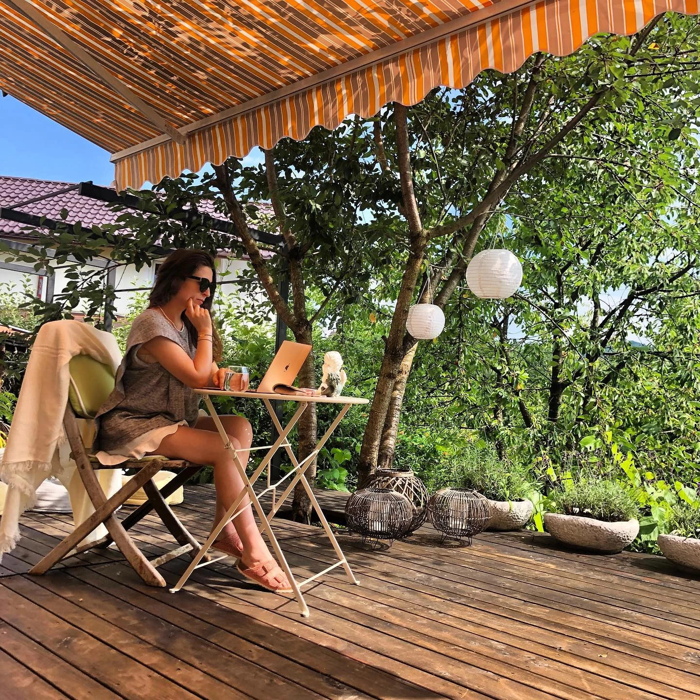 https://www.travlocals.com/uploads/0001/1072/2022/03/21/230208939-1348409818888799-6688485992815700080-n.webp
