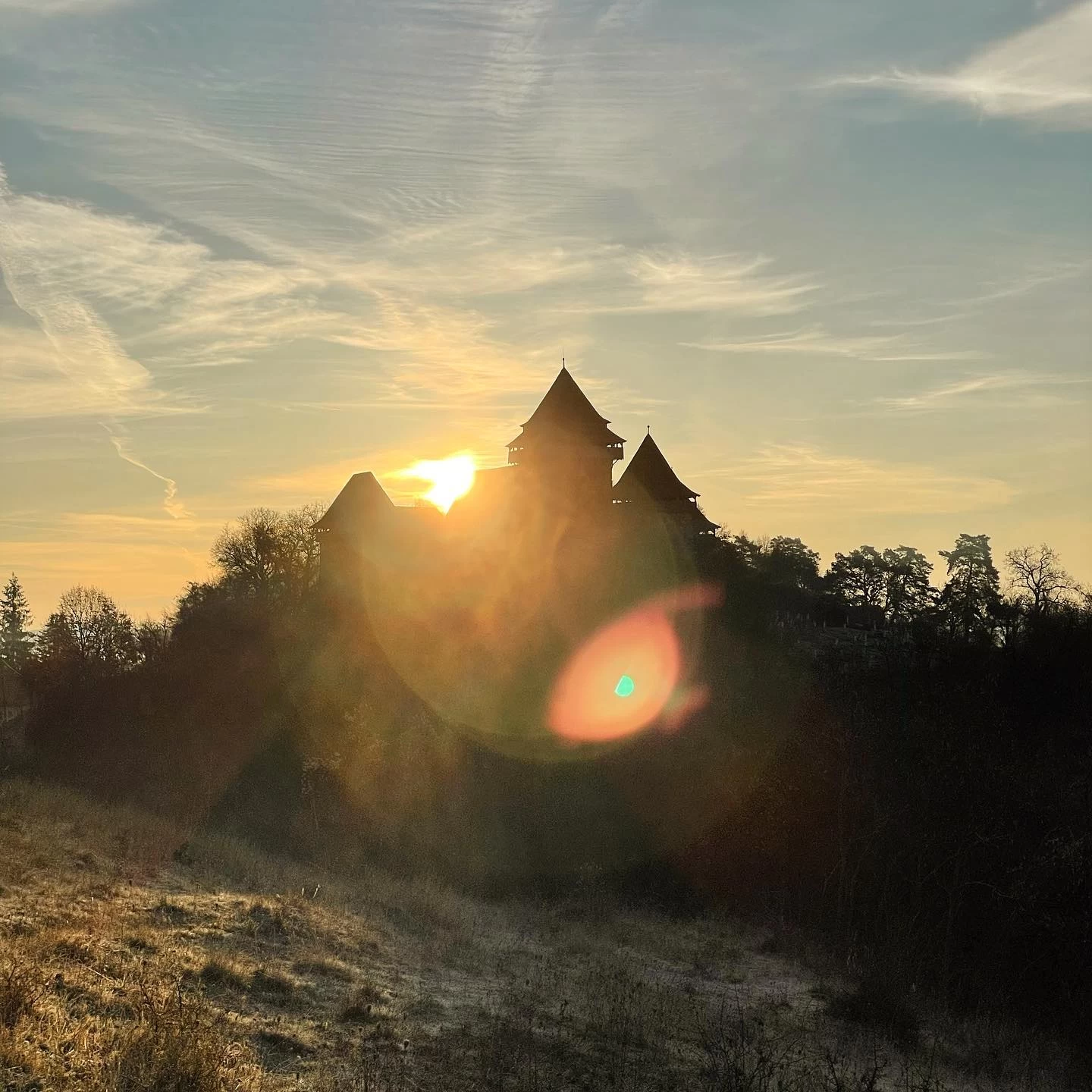 https://www.travlocals.com/uploads/0004/4573/2022/02/23/258713765-2019520878209715-1840426931012362636-n.webp