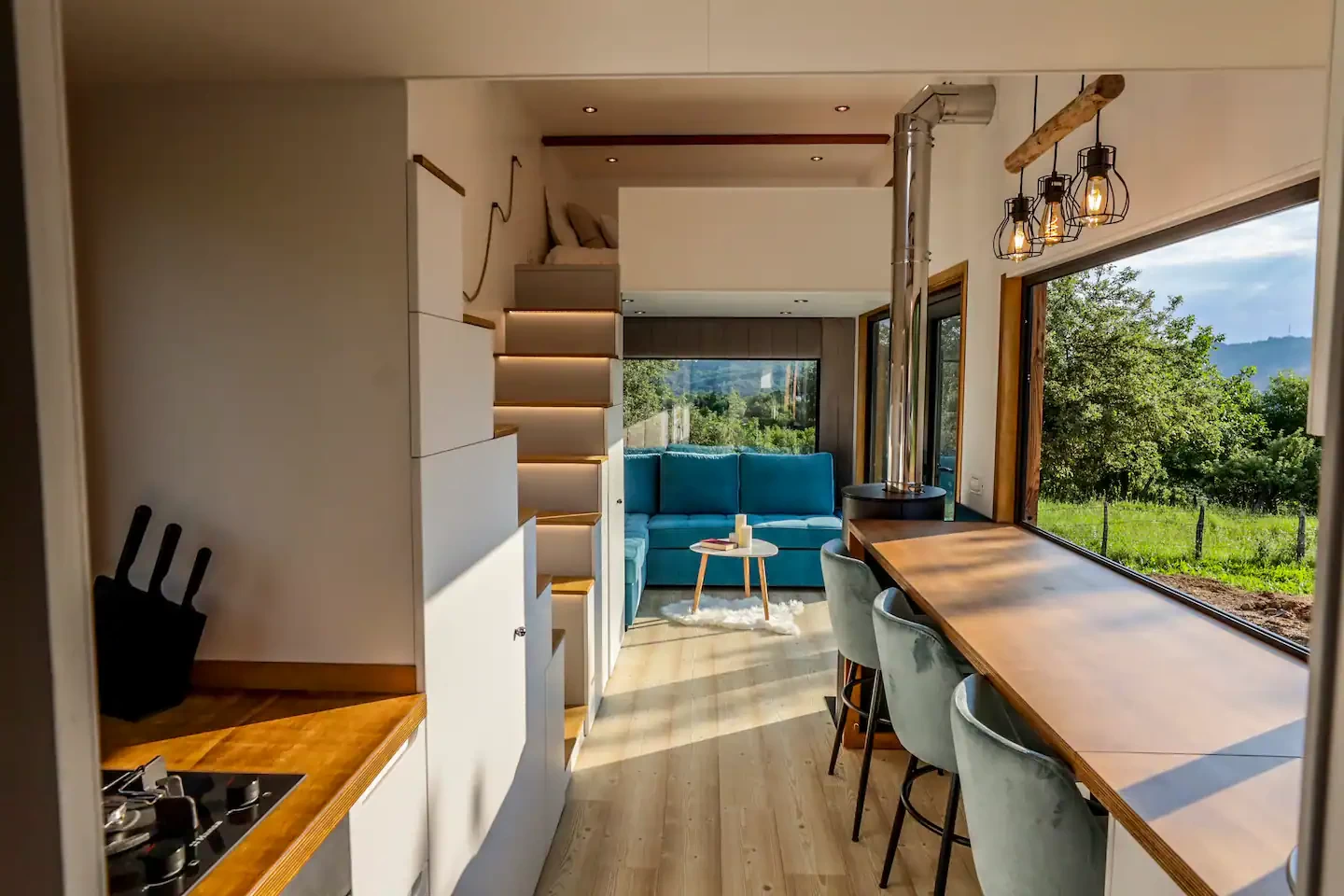 TINYC Joy: Off-grid tiny home with amazing view