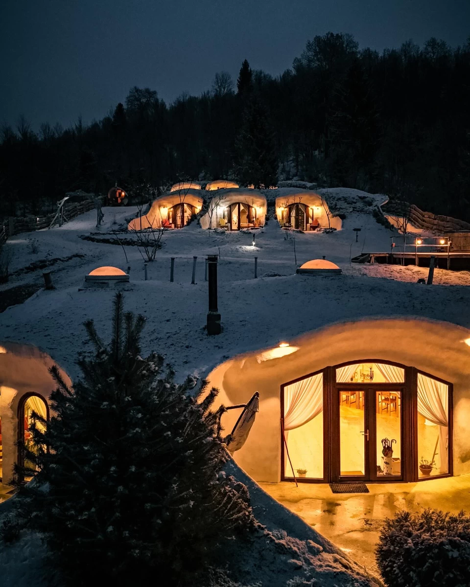 https://www.travlocals.com/uploads/0006/6118/2025/04/01/480751487-18073386745745377-1439549179271896797-n.webp