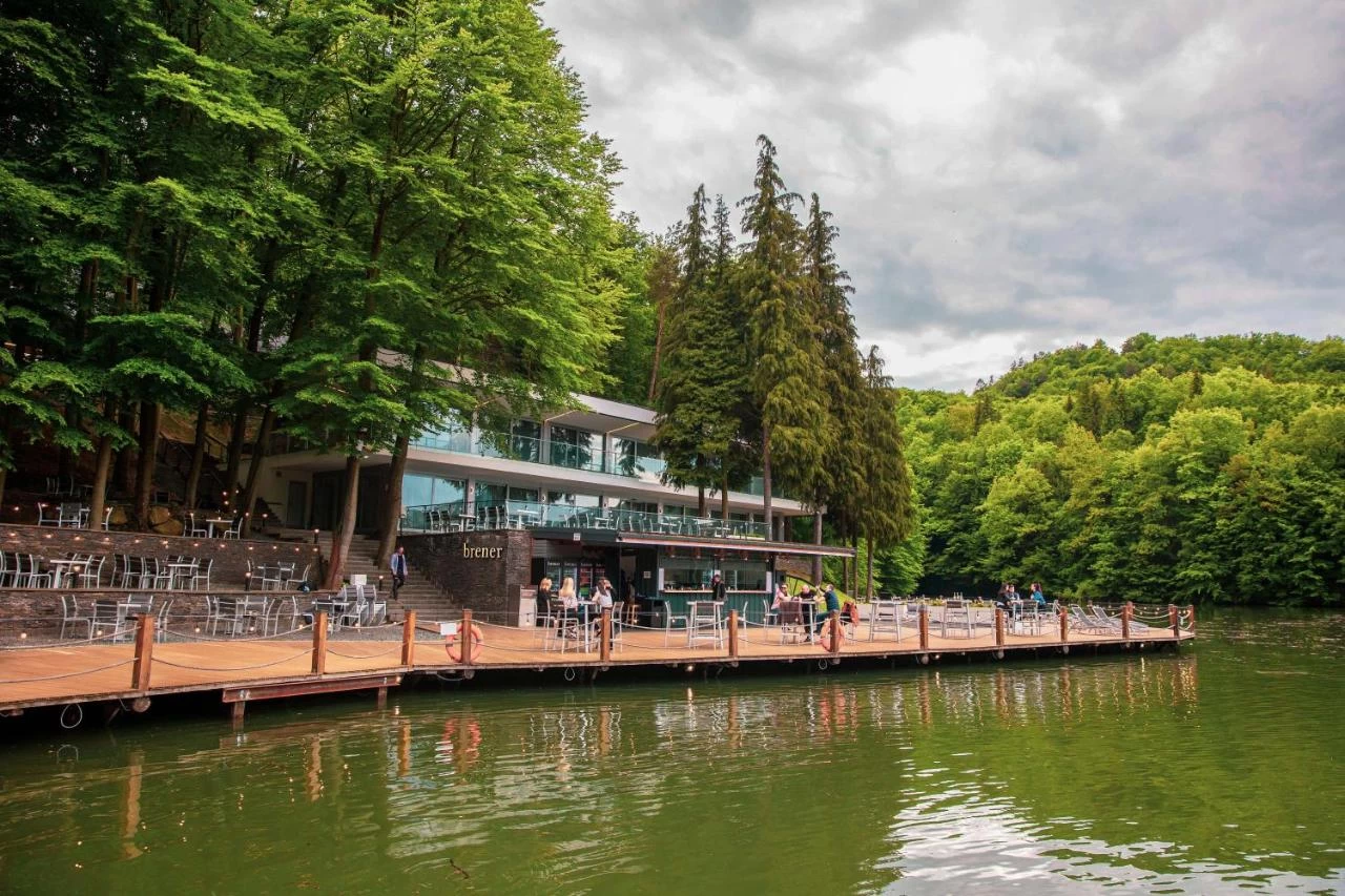 Adventure Lake Resort