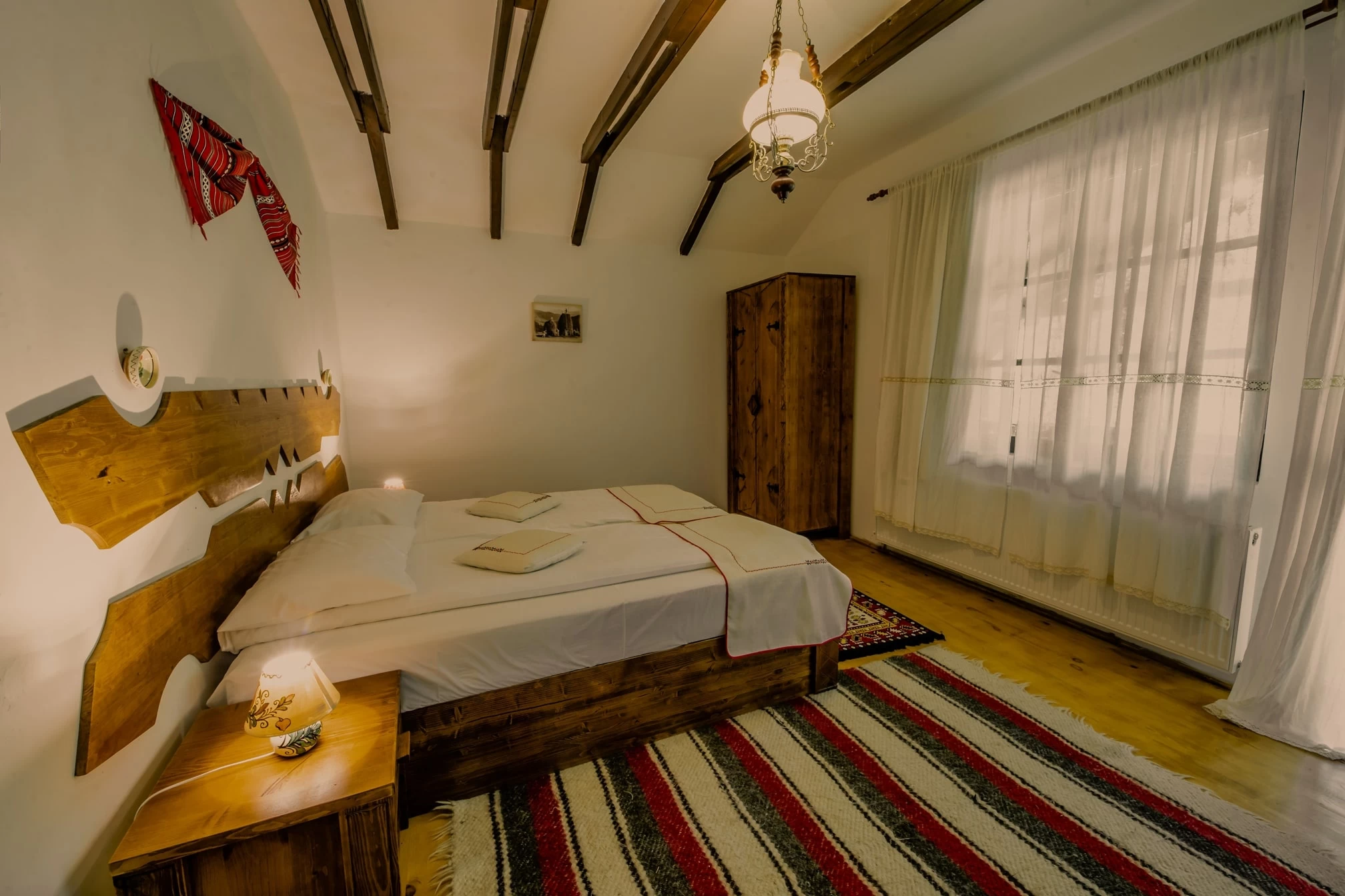 https://www.travlocals.com/uploads/0006/6177/2023/02/20/cam-4-casa-ferma-min.webp