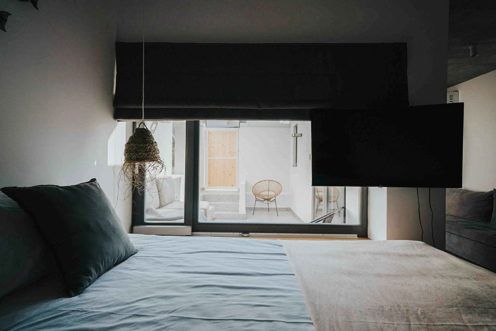 https://www.travlocals.com/uploads/0006/6191/2023/03/06/0-japanese-deluxe-suite-with-private-veranda-2.webp