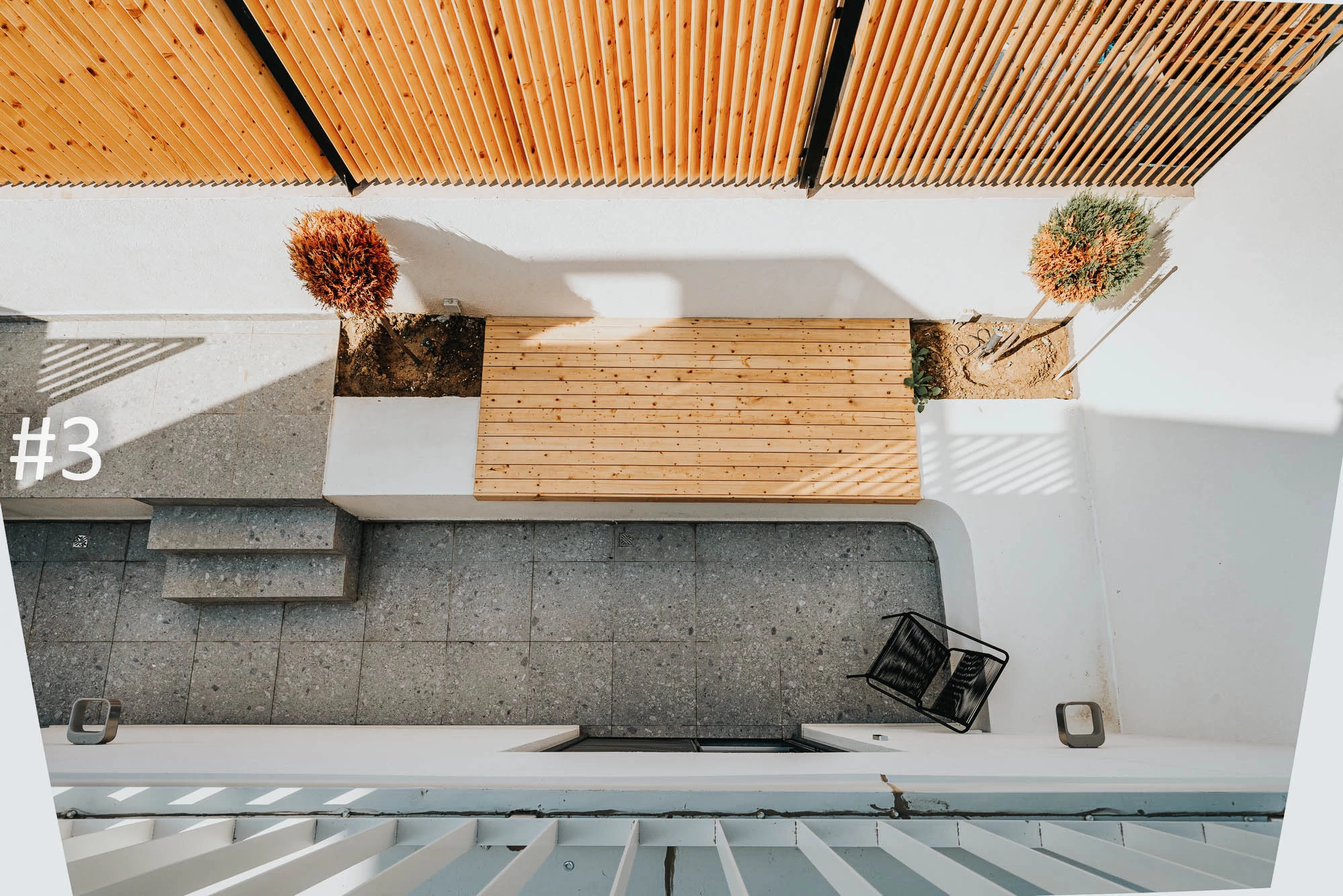 https://www.travlocals.com/uploads/0006/6191/2023/03/06/3-premium-apartment-with-private-veranda-7-1.webp