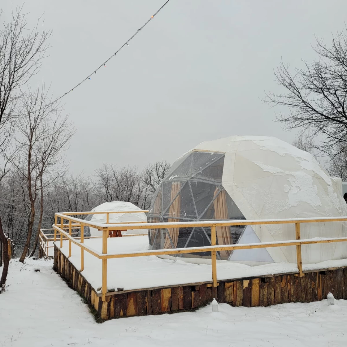https://www.travlocals.com/uploads/0006/6238/2025/02/24/14-glamping-brancoveanu-romania-cazare-ciubar.webp