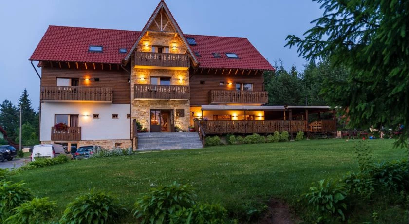 Pensiunea Colț de Rai