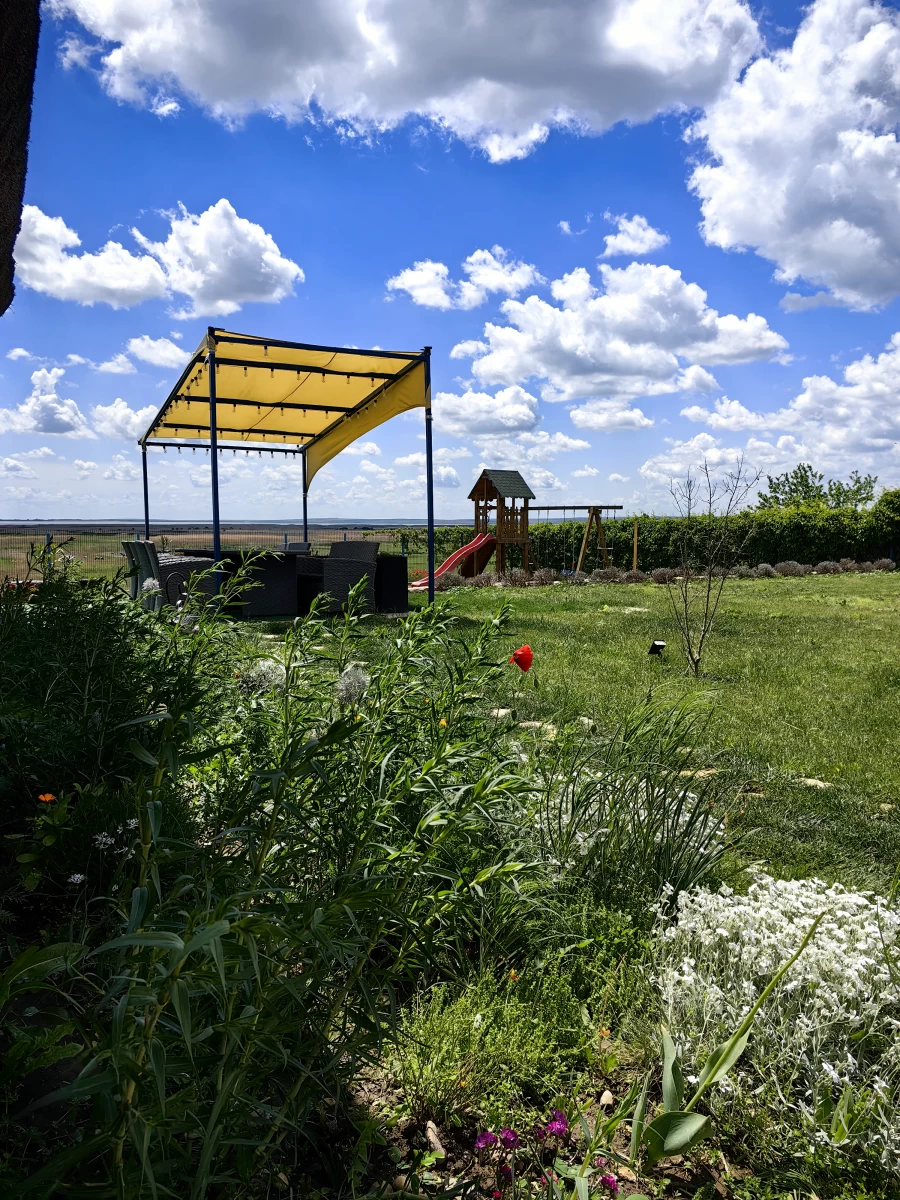 https://www.travlocals.com/uploads/0008/8791/2025/06/08/img-20250518-125323.webp