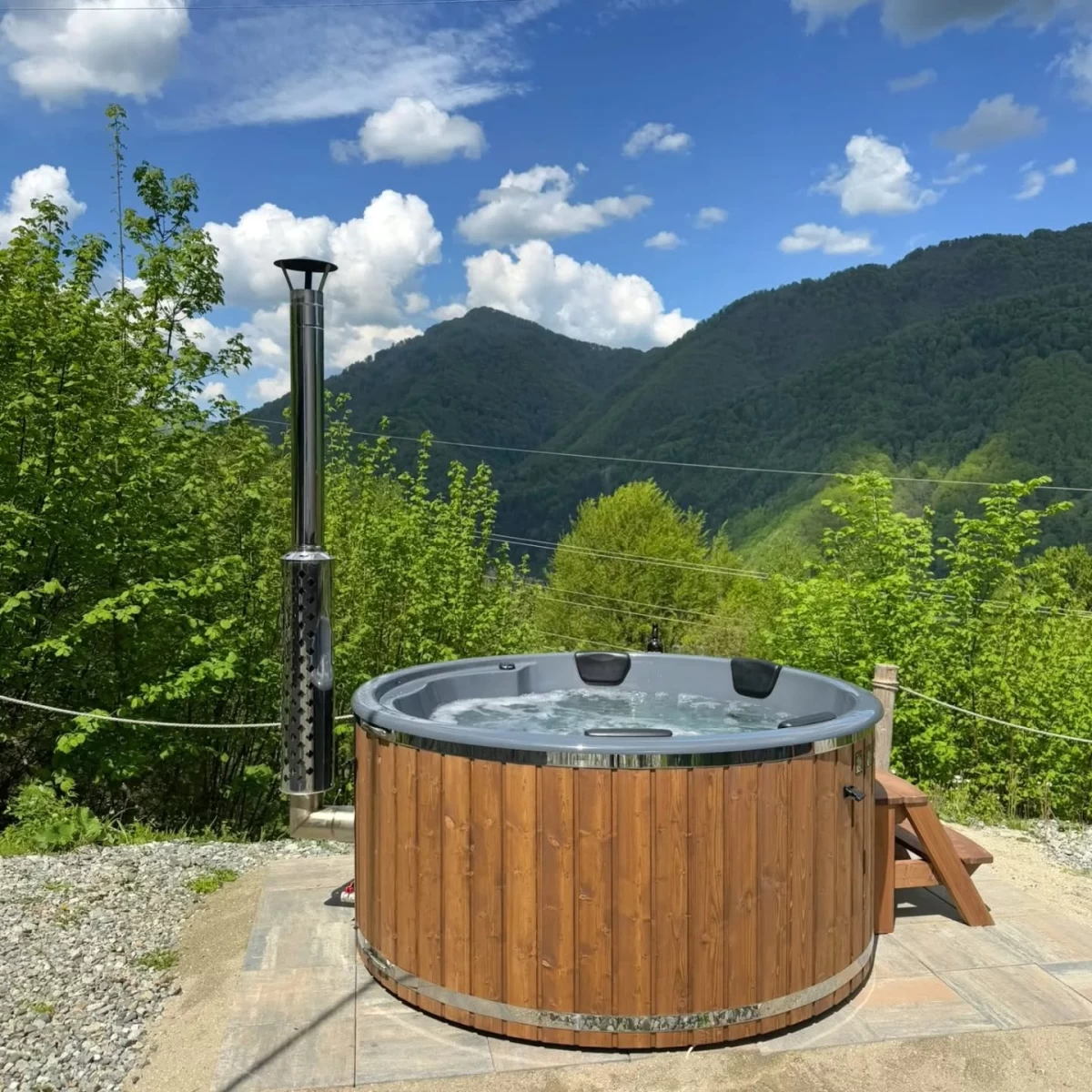 https://www.travlocals.com/uploads/0009/9451/2025/06/16/496509618-17946991703987407-7437334879114409798-n-1.webp