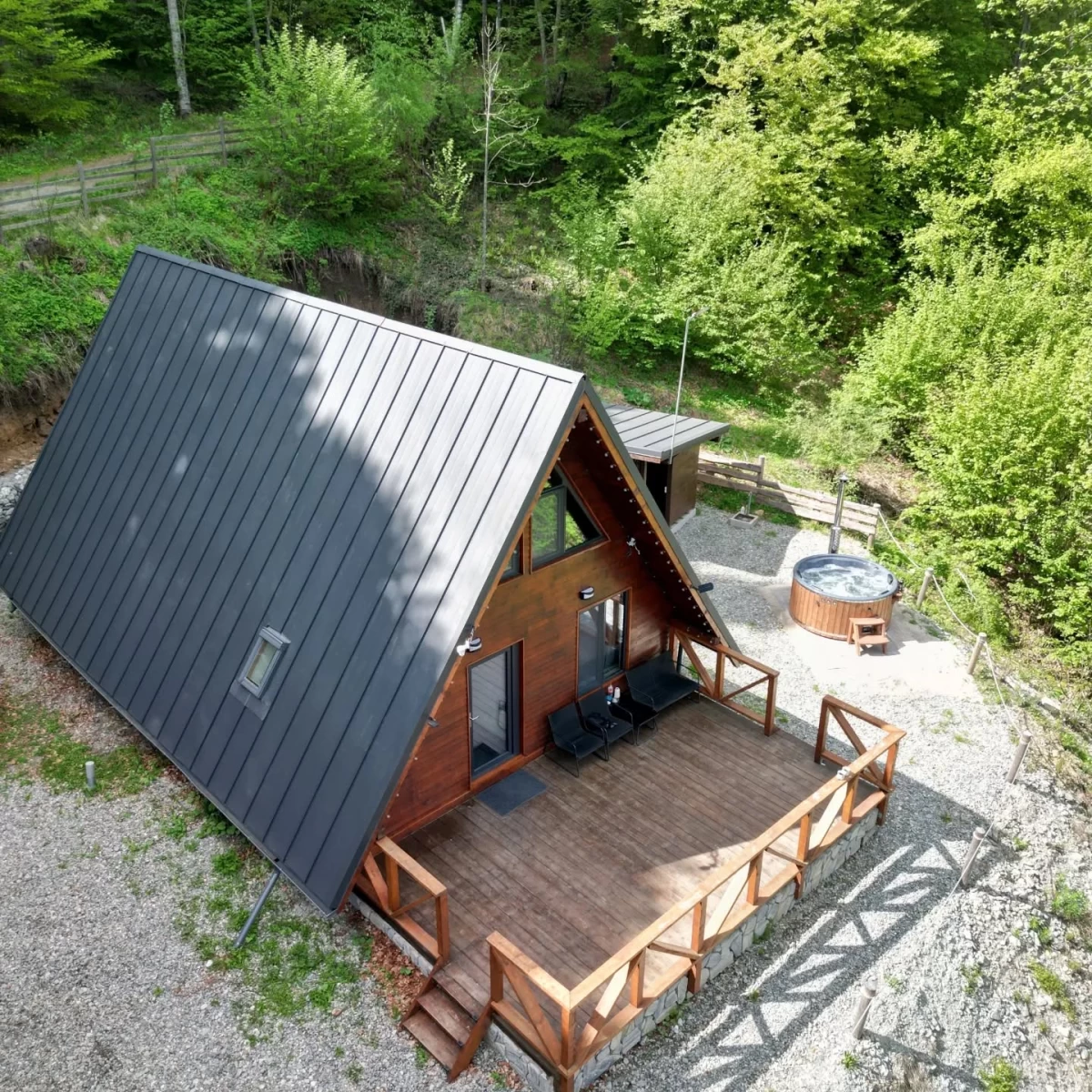 Wild Cabin Malaia