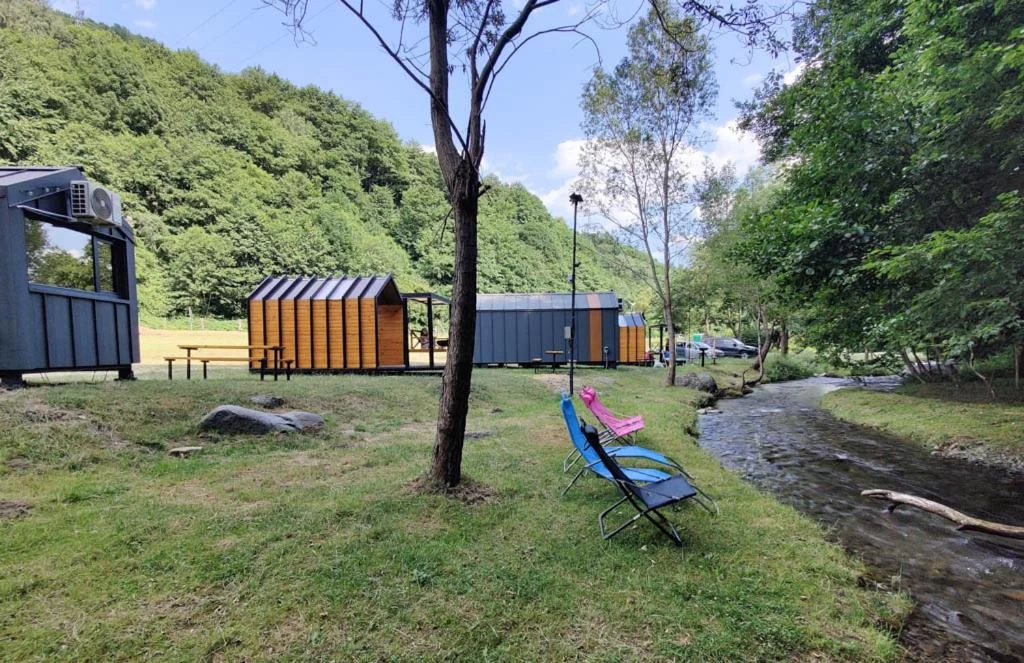 https://www.travlocals.com/uploads/0009/9501/2024/09/05/583178308.webp
