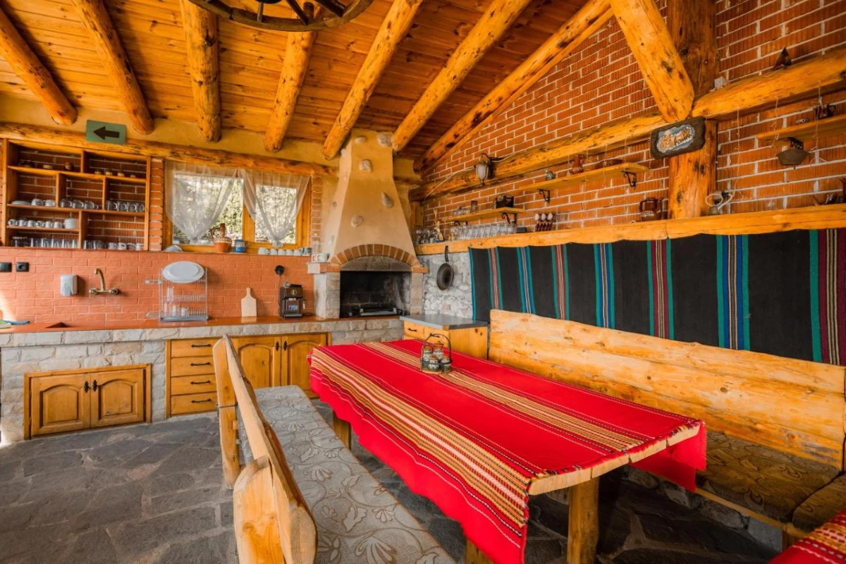 traditional guesthouses in bulgarian mountains