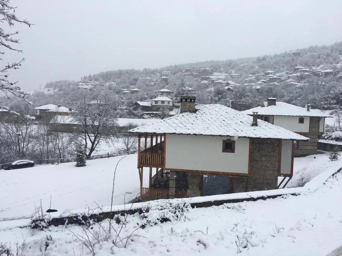 https://www.travlocals.com/uploads/0009/9841/2025/01/01/171319485.webp