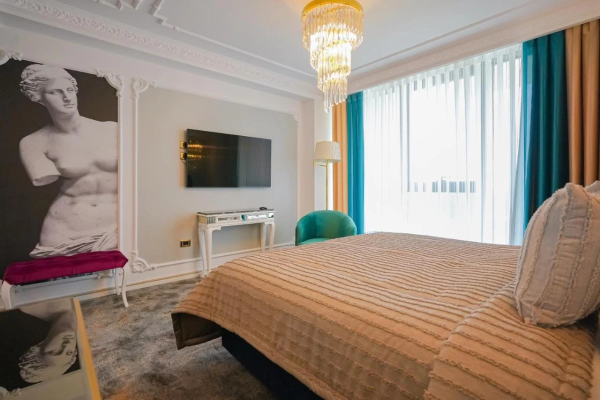 W Regal Boutique Hotel&Spa