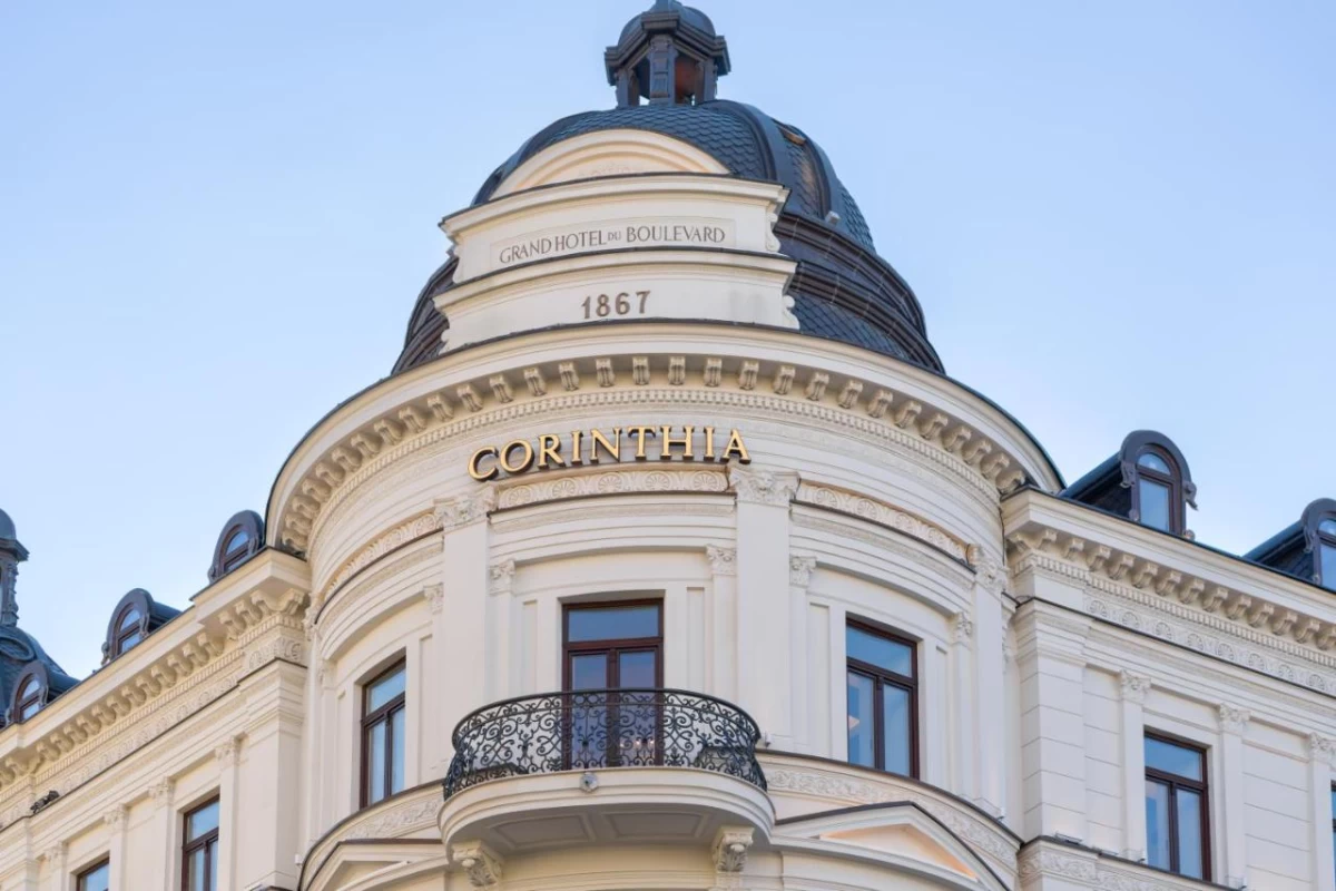 https://www.travlocals.com/uploads/0009/9841/2025/03/27/640360806.webp