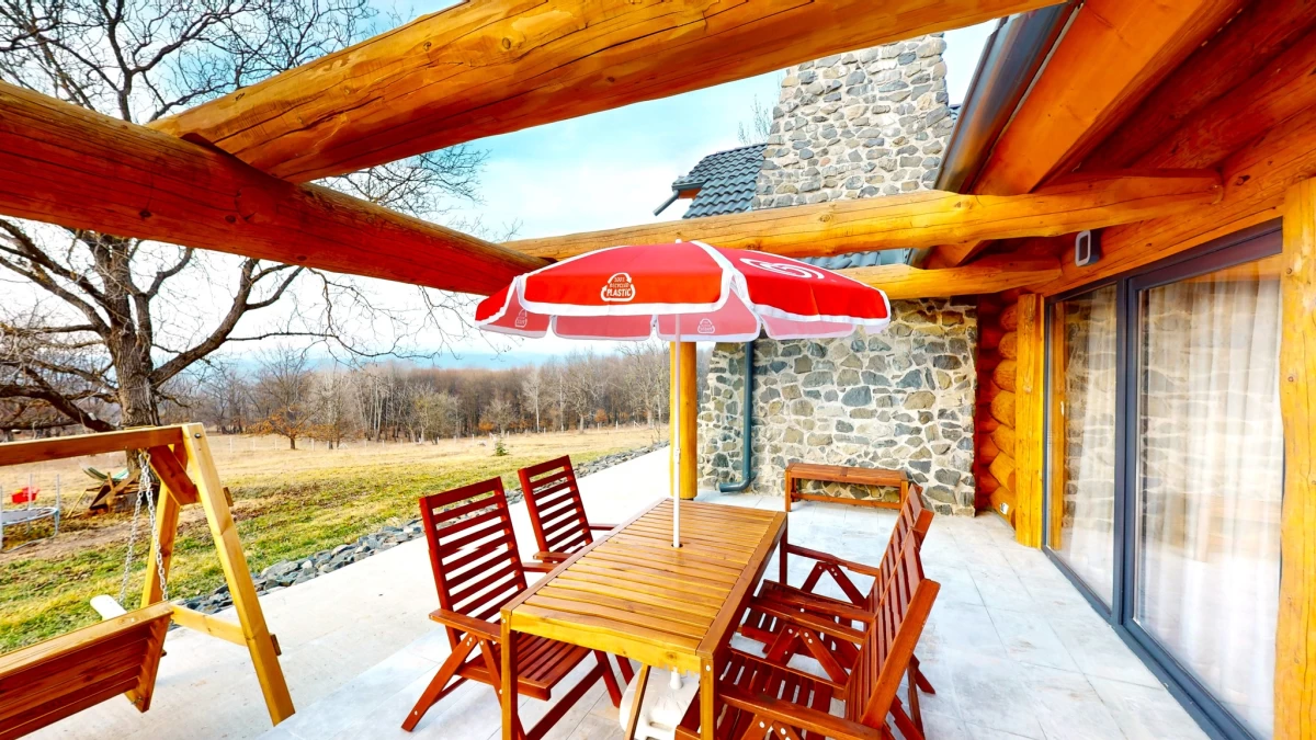 https://www.travlocals.com/uploads/0009/9841/2025/04/16/485886061-122107246412804580-4233642724627817649-n.webp
