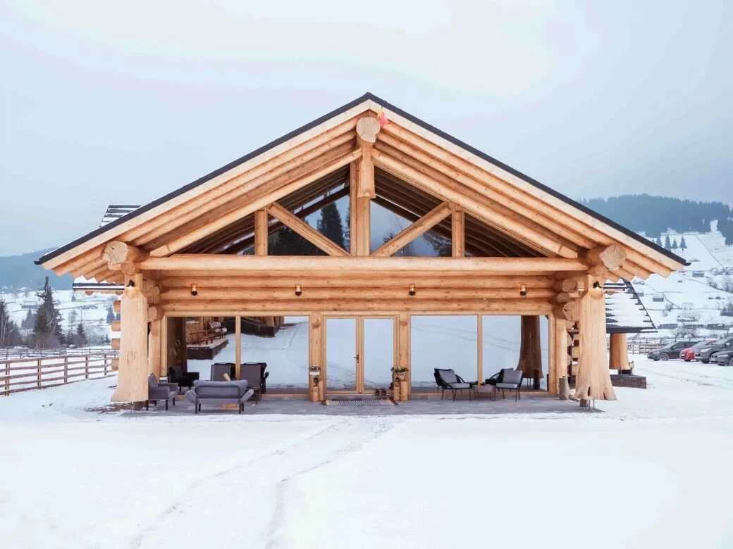 https://www.travlocals.com/uploads/0010/10089/2025/03/28/bilbor-chalet-114-converted.webp