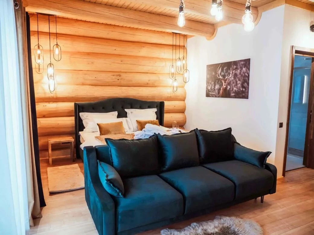 https://www.travlocals.com/uploads/0010/10089/2025/03/28/bilbor-chalet-77-converted.webp