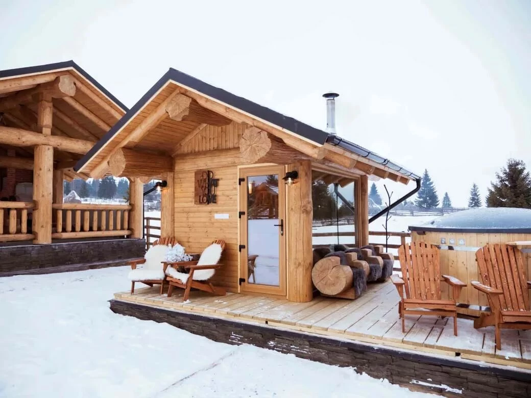 https://www.travlocals.com/uploads/0010/10089/2025/03/28/bilbor-chalet-98-converted.webp