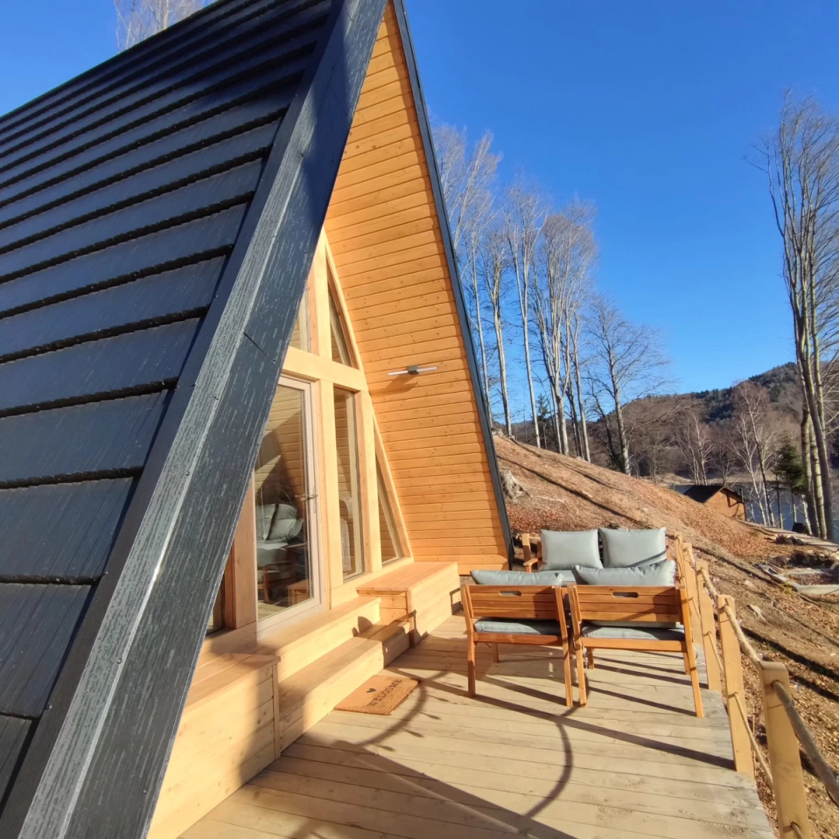 https://www.travlocals.com/uploads/0010/10091/2025/03/28/484033838-666893072593926-1925033106448527790-n.webp