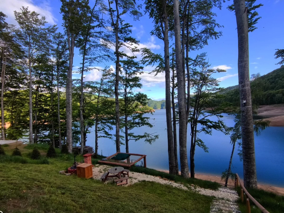 https://www.travlocals.com/uploads/0010/10091/2025/05/22/500063020-715060861110480-5955158254794056500-n.webp