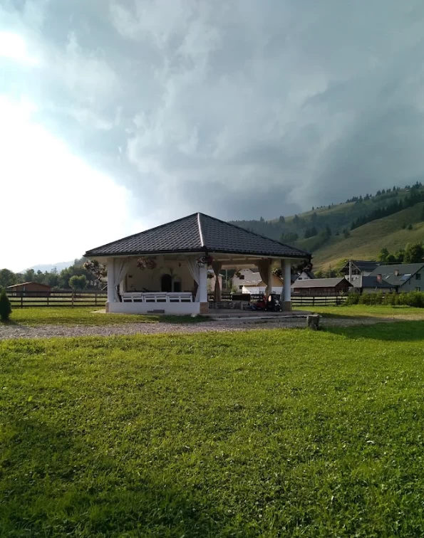 https://www.travlocals.com/uploads/0010/10130/2025/05/19/screenshot-2025-05-19-160941.webp