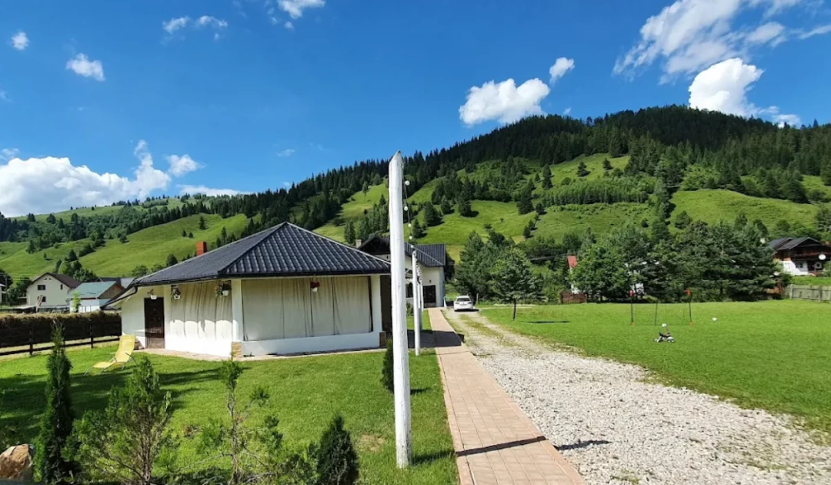 https://www.travlocals.com/uploads/0010/10130/2025/05/19/screenshot-2025-05-19-163224.webp