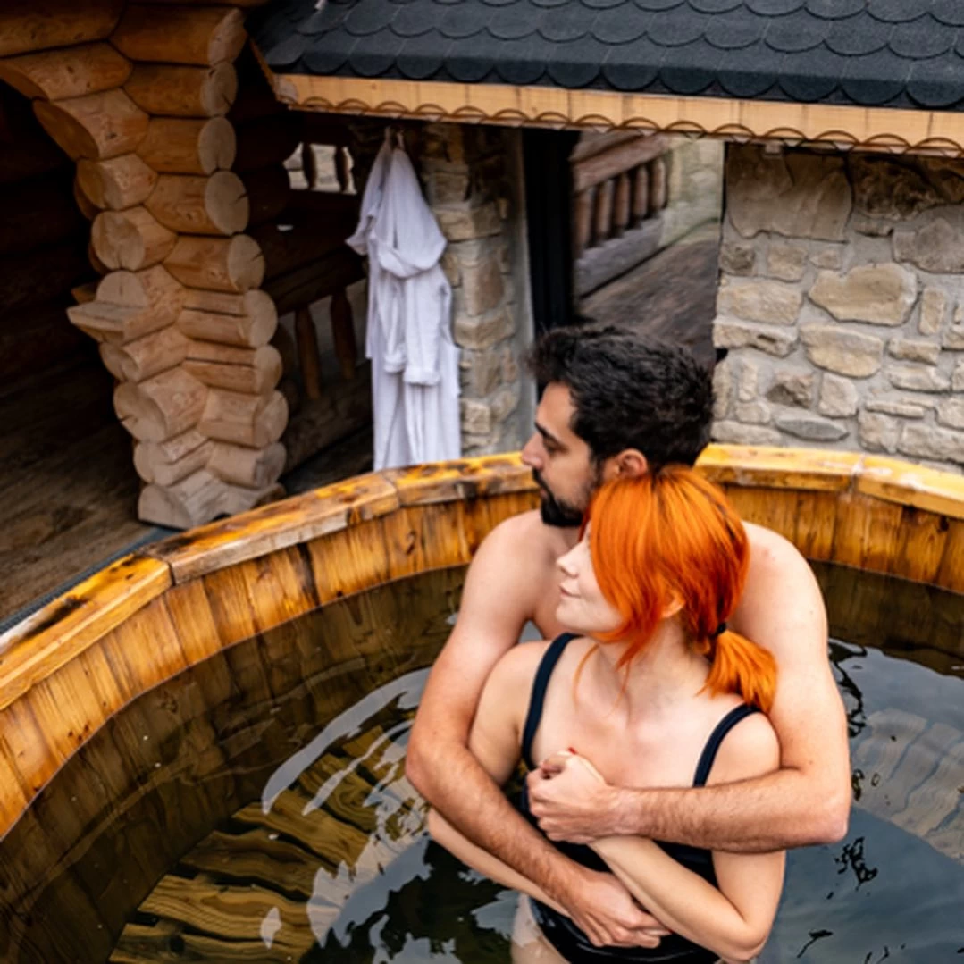 https://www.travlocals.com/uploads/0010/10146/2025/04/24/467865769-17935460531949028-5676199480413906113-n.webp