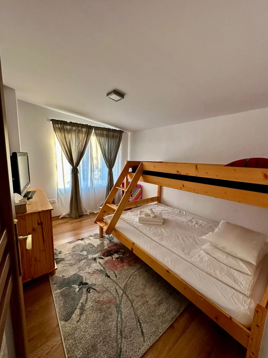 https://www.travlocals.com/uploads/0010/10148/2025/05/07/whatsapp-image-2024-09-12-at-094117.webp