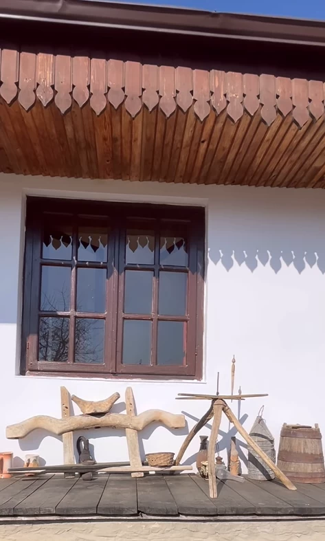 https://www.travlocals.com/uploads/0010/10149/2025/04/24/screenshot-2025-04-24-164326.webp