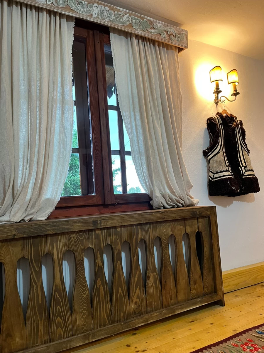 https://www.travlocals.com/uploads/0010/10149/2025/05/21/c1003062-235d-4247-8a60-38a1f0be8a35.webp