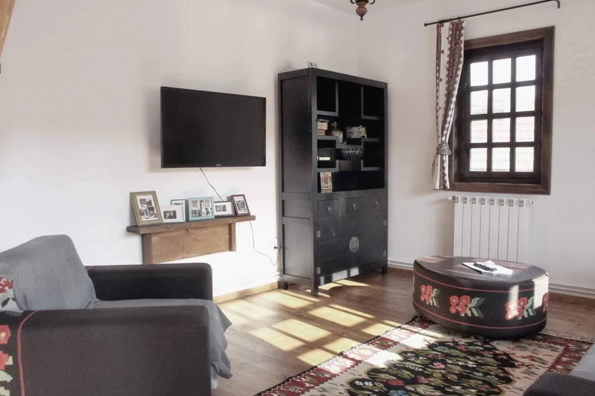 https://www.travlocals.com/uploads/0010/10174/2025/05/06/75429645-330373301157031-4641341328792223744-n.webp