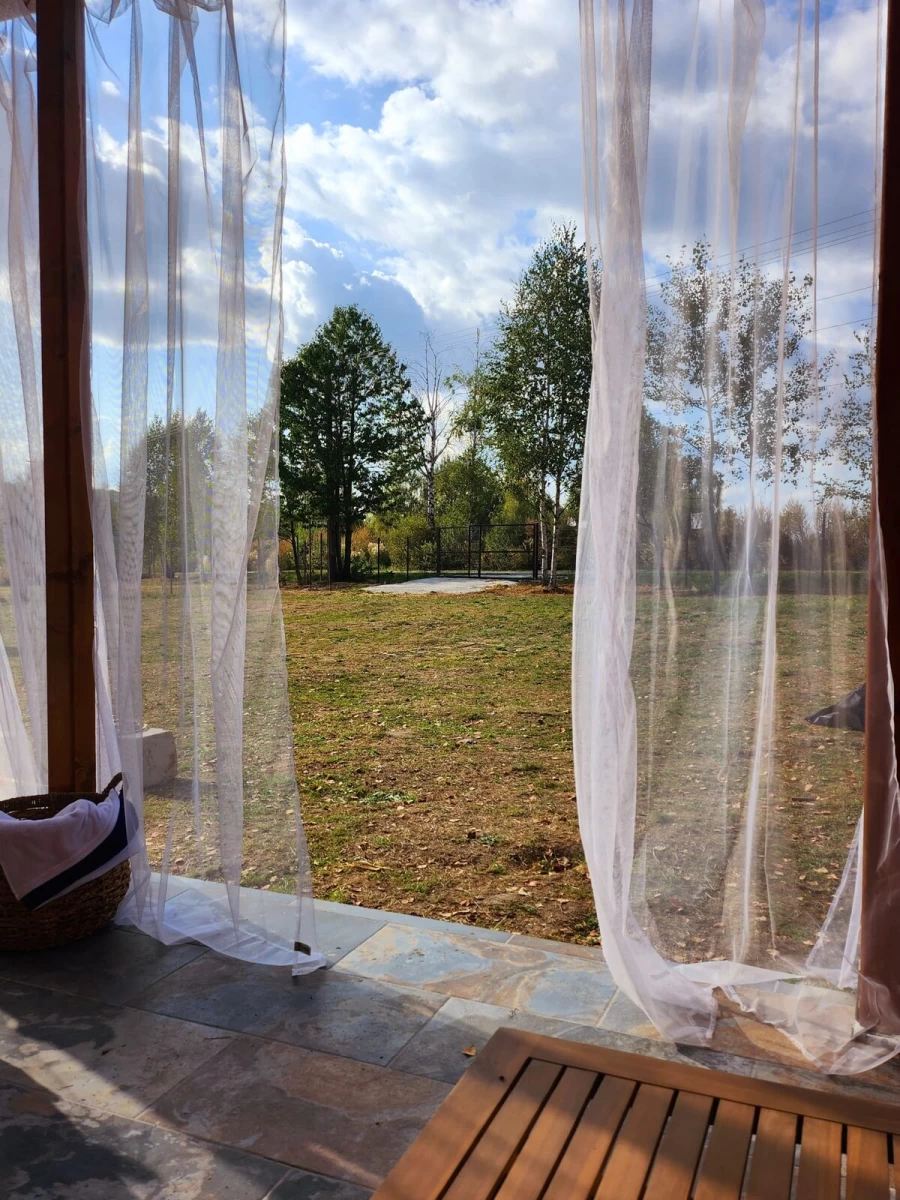 https://www.travlocals.com/uploads/0010/10179/2025/05/08/4f392f79-ce9c-4ce9-b4c0-4c8f309511cd.webp
