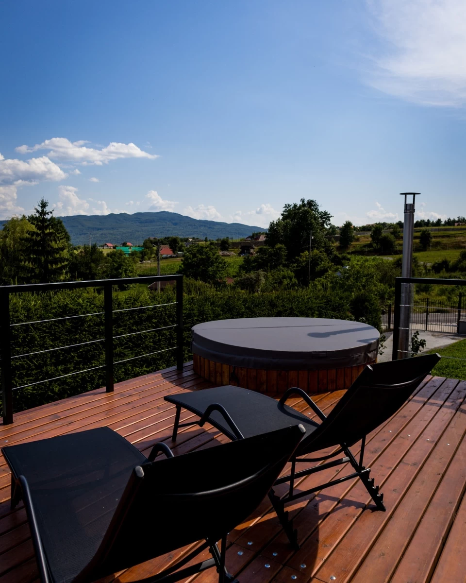 https://www.travlocals.com/uploads/0010/10180/2025/05/14/485976721-577268532022252-1699167406974435507-n.webp