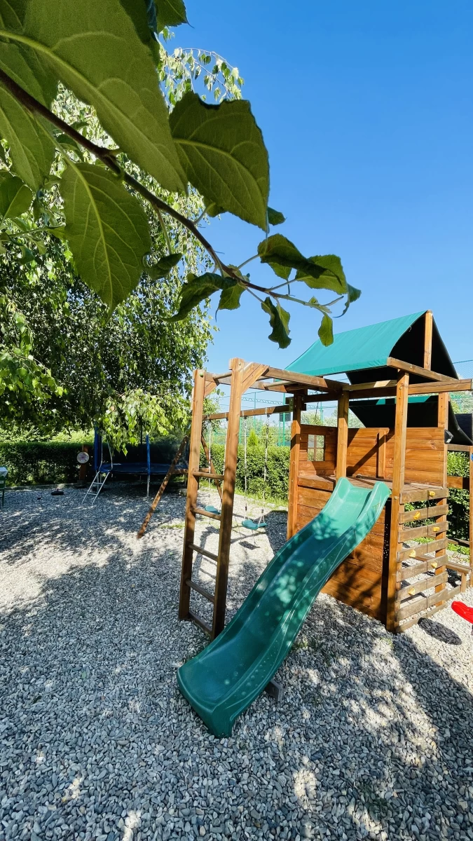 https://www.travlocals.com/uploads/0010/10189/2025/07/25/img-7305.webp