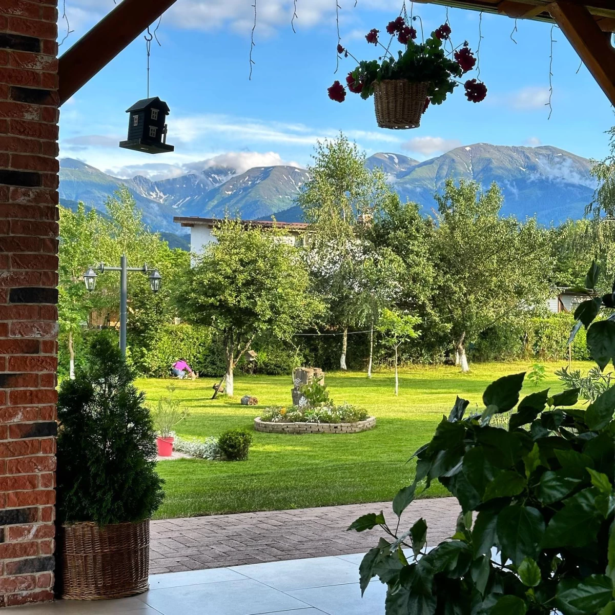 https://www.travlocals.com/uploads/0010/10189/2025/07/26/488471724-1245790964216232-6227830688868832720-n.webp
