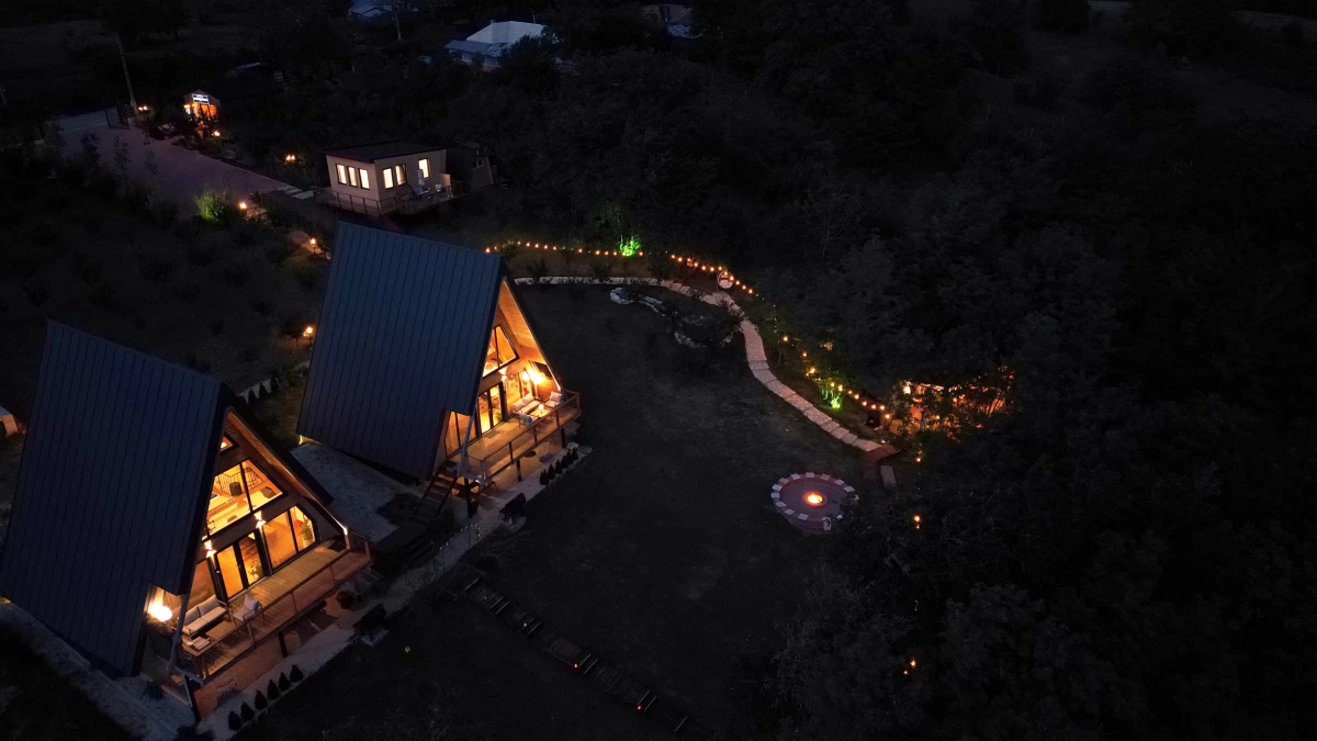 https://www.travlocals.com/uploads/0010/10200/2025/06/05/dji-0264-improved.webp