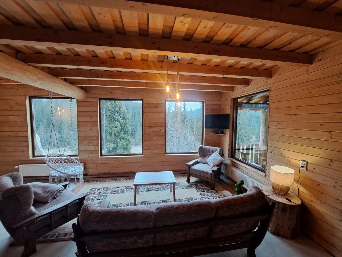 https://www.travlocals.com/uploads/0010/10214/2025/05/29/494906437-122126818340707752-3972813369464153556-n.webp