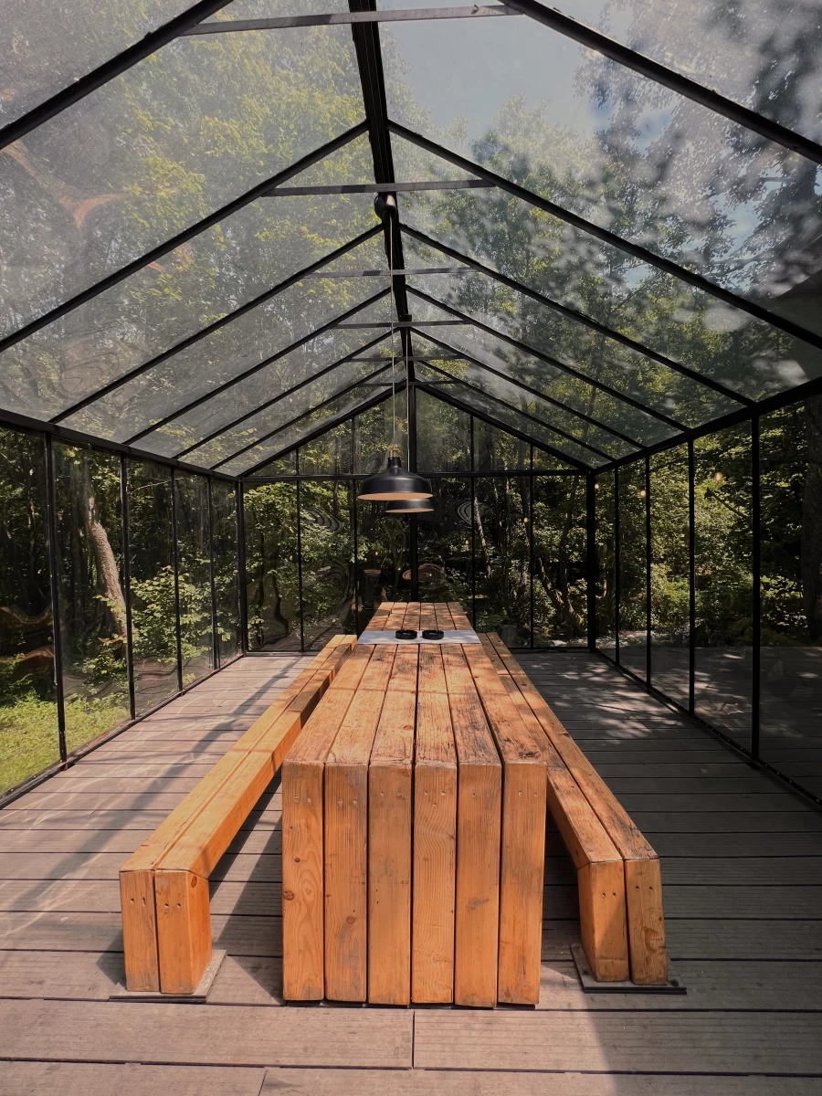 https://www.travlocals.com/uploads/0010/10234/2025/06/06/photo-27062023-14-33-05.webp