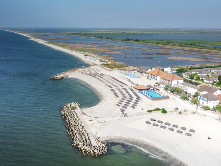 https://www.travlocals.com/uploads/0010/10254/2025/06/17/dji-0333-processed-small-1032x580x128x0x774x580x1746694605.webp