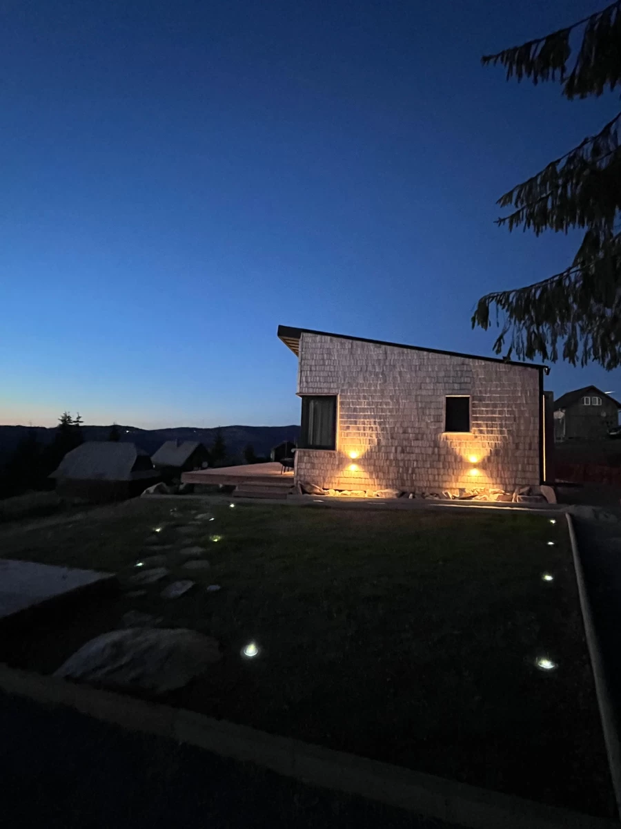 https://www.travlocals.com/uploads/0010/10402/2025/08/20/img-20250811-wa0032.webp