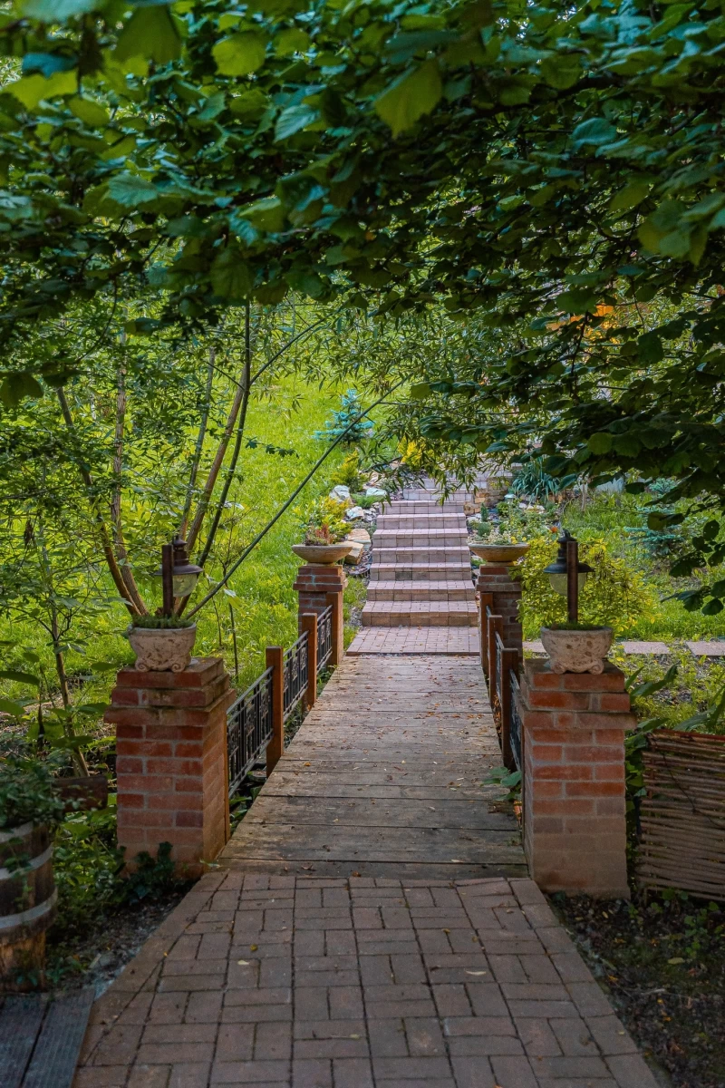 https://www.travlocals.com/uploads/0010/10421/2025/08/13/522100877-1557524698934176-4151556168521730419-n.webp