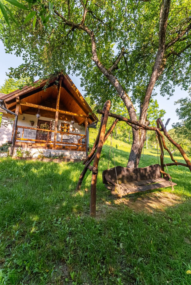 https://www.travlocals.com/uploads/0010/10421/2025/08/13/dsc08434-hdr-scaled.webp
