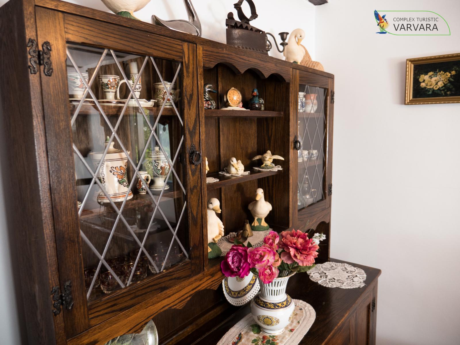 https://www.travlocals.com/uploads/2020/01/casa-din-vale-9.jpg