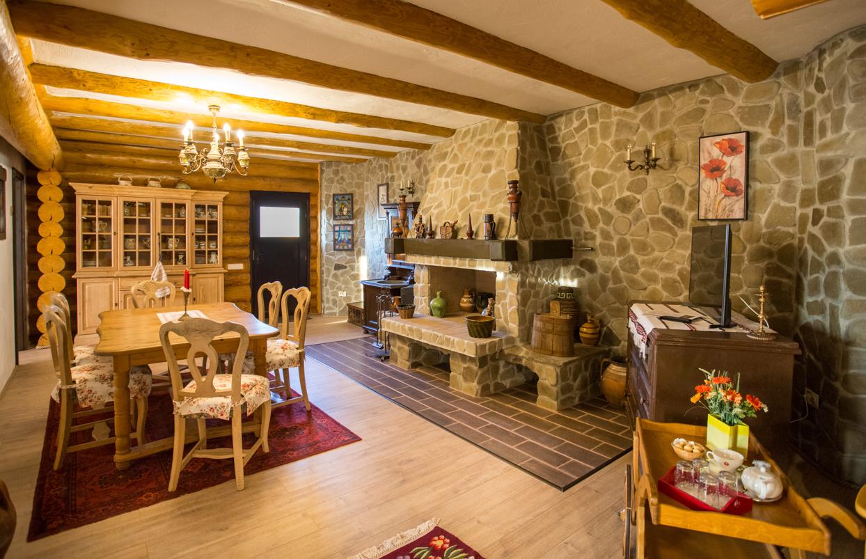 https://www.travlocals.com/uploads/2020/01/conacul-maria-theresa-14.jpg