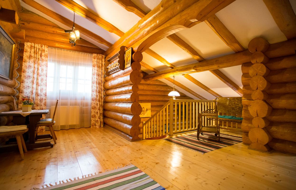 https://www.travlocals.com/uploads/2020/01/conacul-maria-theresa-6.jpg