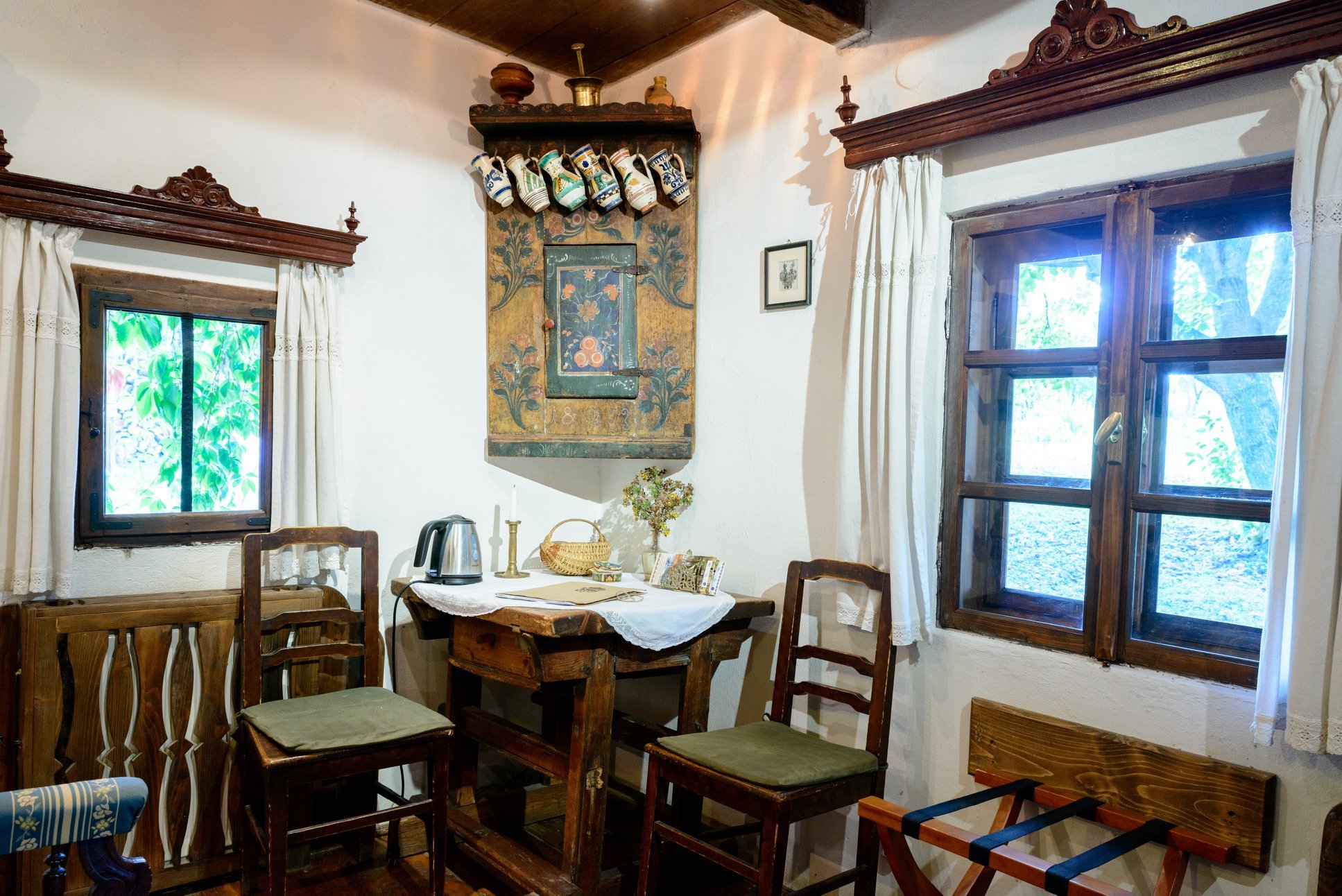 https://www.travlocals.com/uploads/2020/02/count-kalnokys-guesthouse-12.jpg