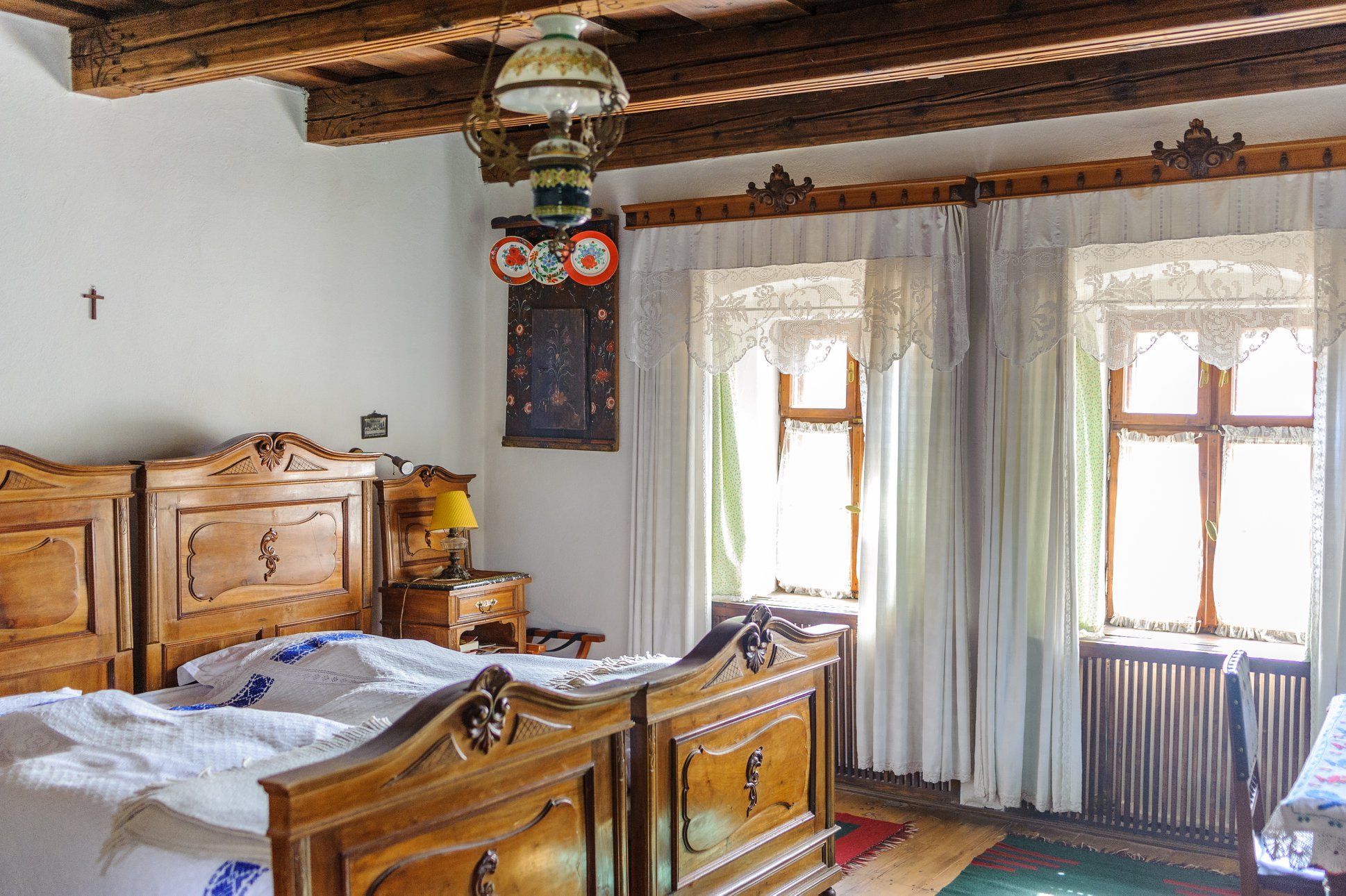 https://www.travlocals.com/uploads/2020/02/count-kalnokys-guesthouse.jpg