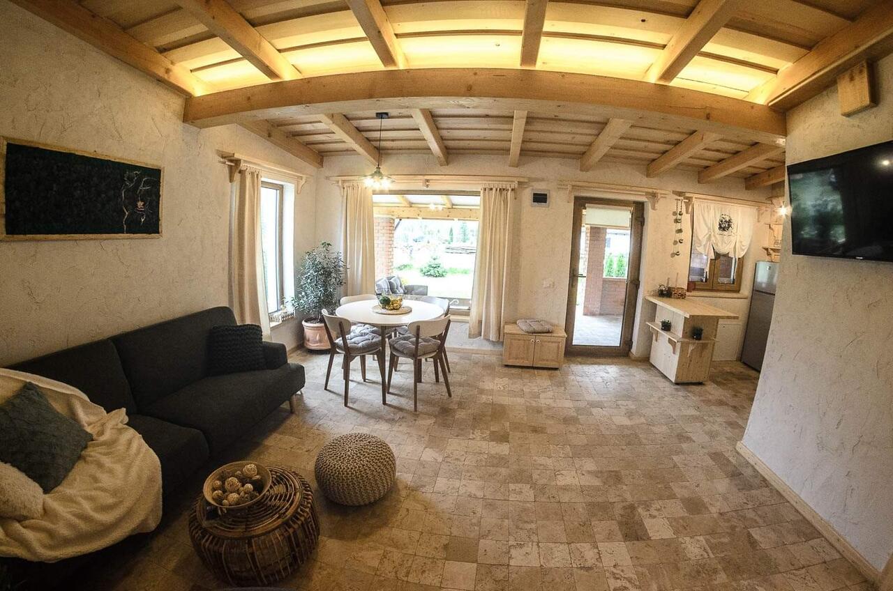 https://www.travlocals.com/uploads/2020/12/279221408.jpg