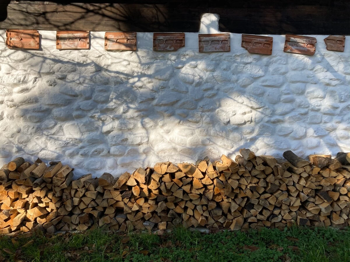 https://www.travlocals.com/uploads/2021/04/8adf1155-460a-4093-b762-8b5ccb39075a.webp
